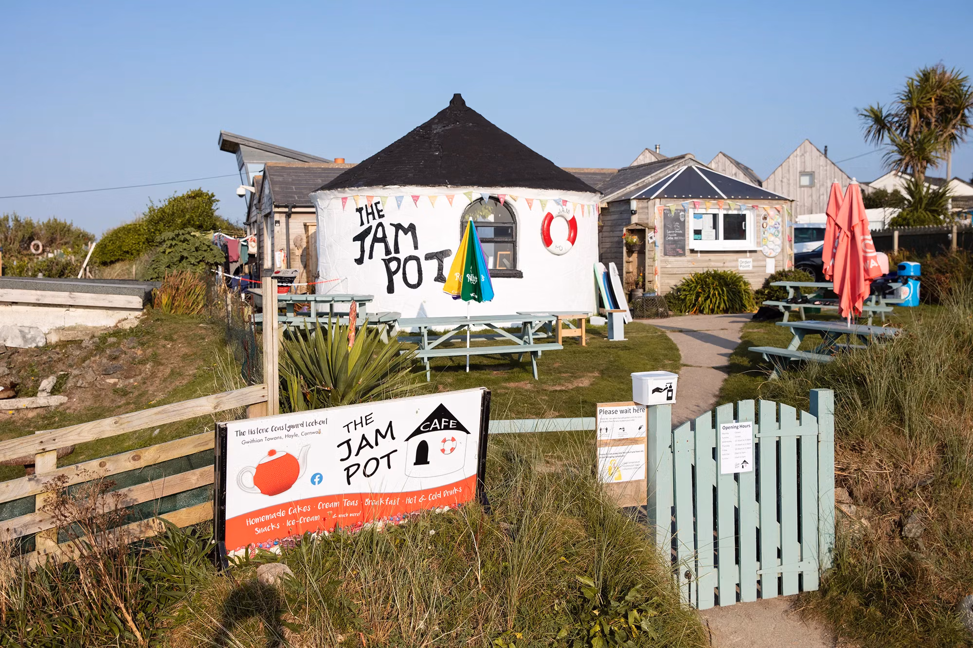 Cafes in Gwithian Towans